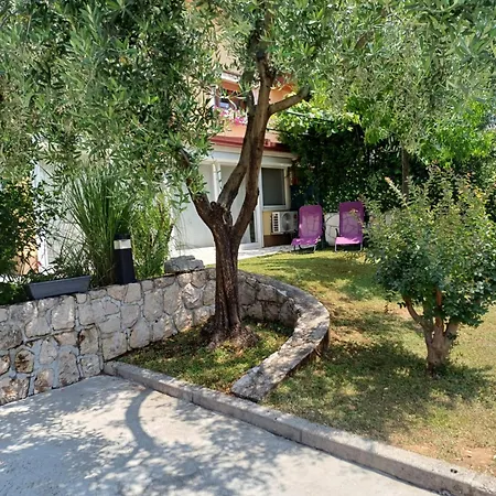 Apartman Lovro