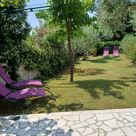 Lovro Apartman