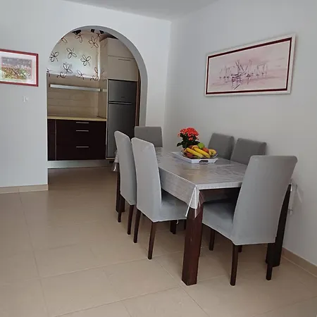 Lovro Apartmán